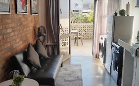 The King Suite With Huge Balcony Pool View And Lightning Fast Wifi